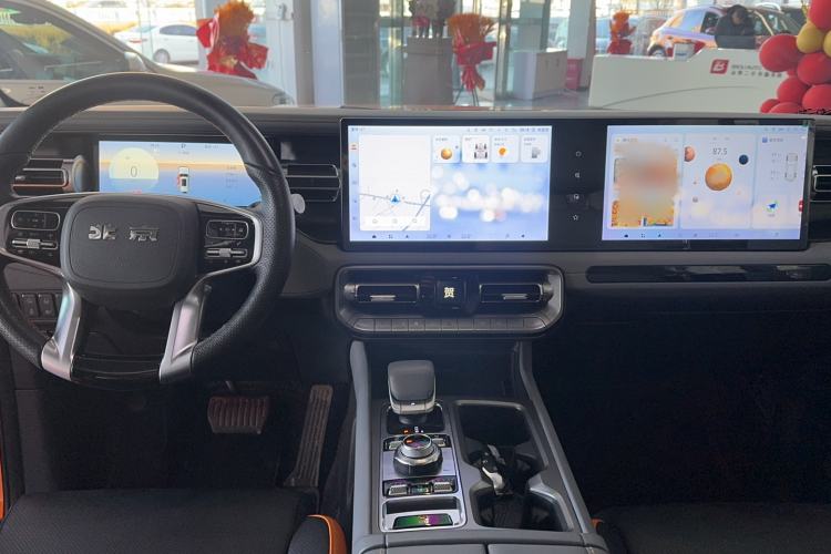 Used BAIC Off-Road BJ40 2024 2.0T All-New Urban Hunter Edition Ultimate Version Interior 3
