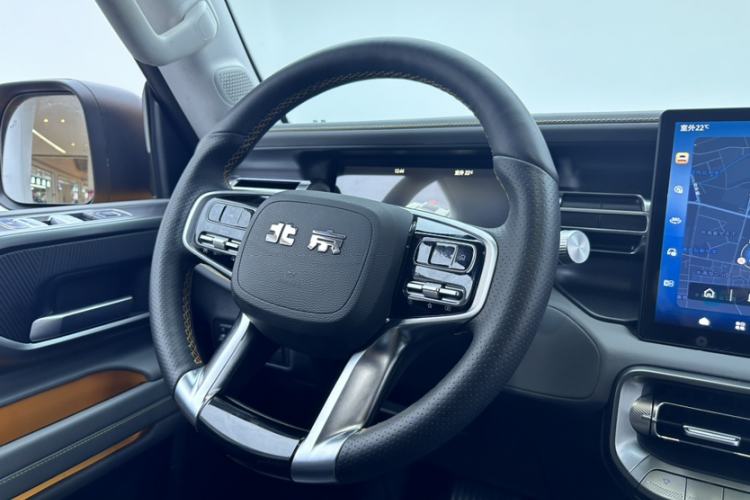 Used BAIC Off-Road BJ40 2024 2.0T All-New Urban Hunter Edition Chivalrous Style Interior 5