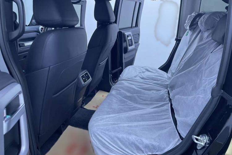 Used BAIC Off-Road BJ40 2024 2.0T Urban Hunter Honor Edition Interior 6