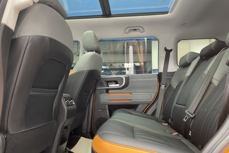 Used BAIC Off-Road BJ40 2024 2.0T All-New Urban Hunter Edition Ultimate Version Interior 6
