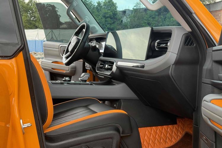 Used BAIC Off-Road BJ40 2024 2.0T All-New Urban Hunter Edition Ultimate Version Interior 8
