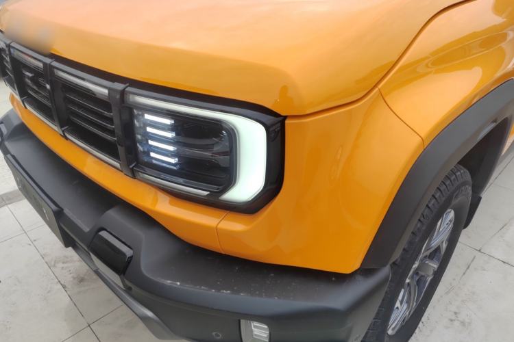 Used BAIC Off-Road BJ40 2024 2.0T All-New Urban Hunter Edition Ultimate Version Left Front Headlight