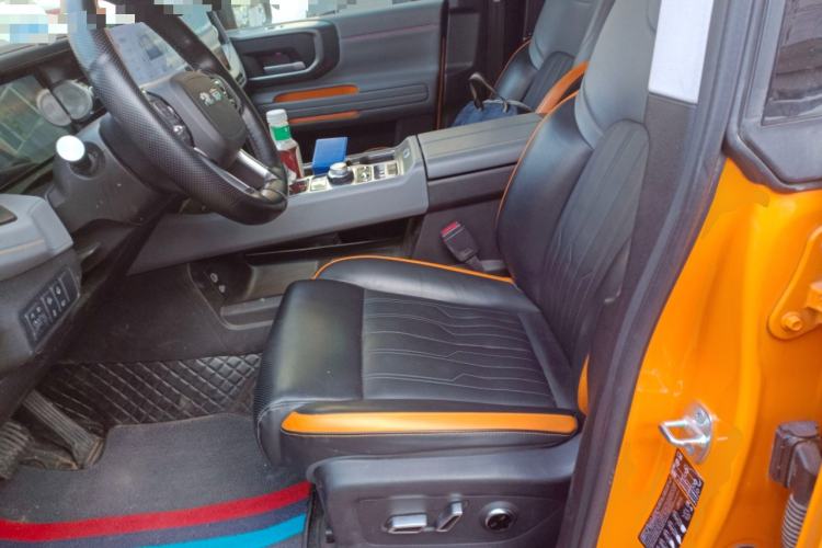 Used BAIC Off-Road BJ40 2024 2.0T All-New Urban Hunter Edition Chivalrous Style Left Front Seat