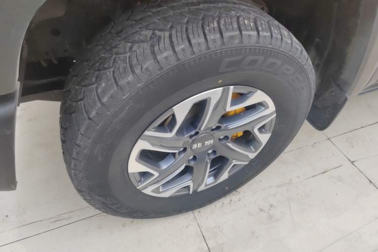 Used BAIC Off-Road BJ40 2024 2.0T All-New Urban Hunter Edition Ultimate Version Left Front Wheel Hub