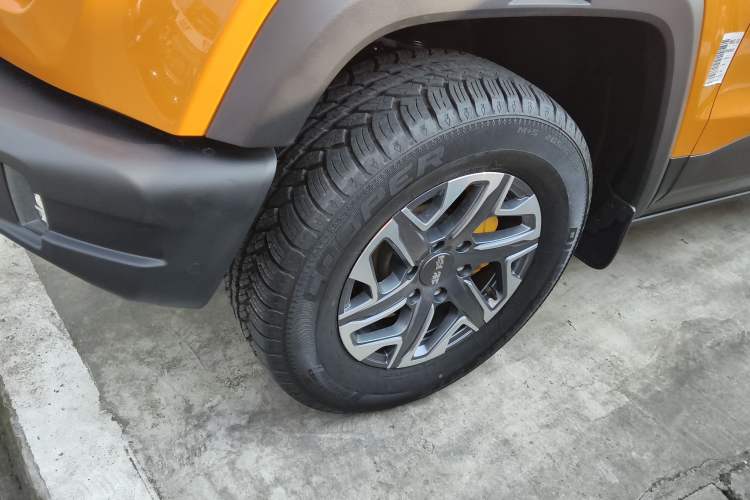 Used BAIC Off-Road BJ40 2024 2.0T All-New Urban Hunter Edition Ultimate Version Left Front Wheel Hub
