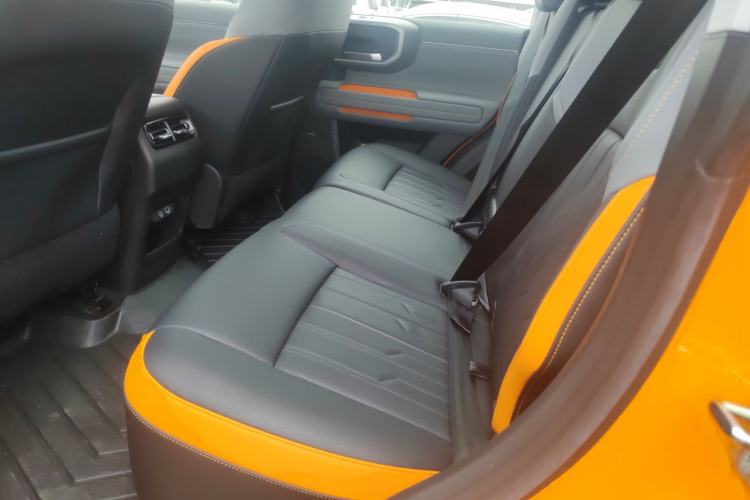 Used BAIC Off-Road BJ40 2024 2.0T All-New Urban Hunter Edition Ultimate Version Left Rear Seat