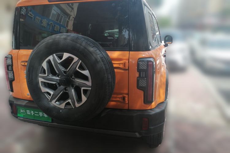 Used BAIC Off-Road BJ40 2024 2.0T All-New Urban Hunter Edition Chivalrous Style Rear Right 45 Deg