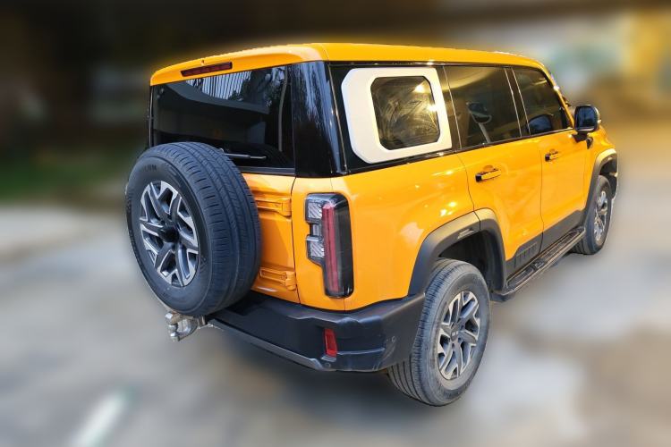 Used BAIC Off-Road BJ40 2024 2.0T All-New Urban Hunter Edition Chivalrous Style Rear Right 45 Deg