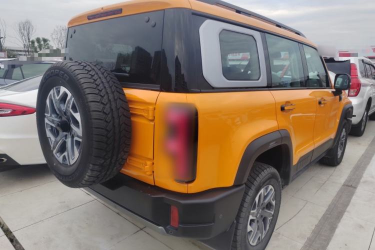 Used BAIC Off-Road BJ40 2024 2.0T All-New Urban Hunter Edition Ultimate Version Rear Right 45 Deg