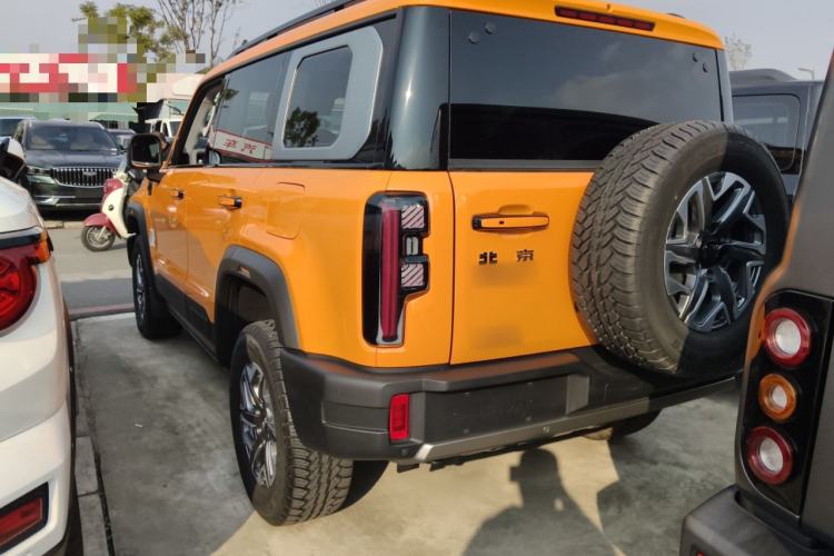 Used BAIC Off-Road BJ40 2024 2.0T All-New Urban Hunter Edition Ultimate Version Rear