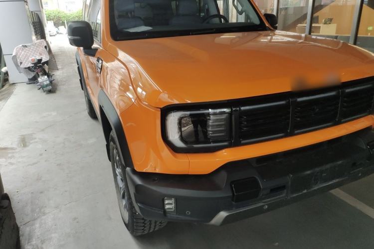 Used BAIC Off-Road BJ40 2024 2.0T All-New Urban Hunter Edition Ultimate Version Right Front Headlight