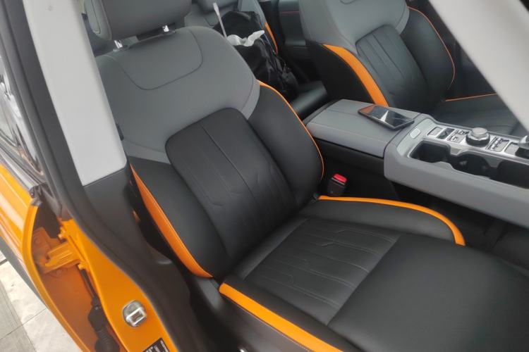 Used BAIC Off-Road BJ40 2024 2.0T All-New Urban Hunter Edition Ultimate Version Right Front Seat