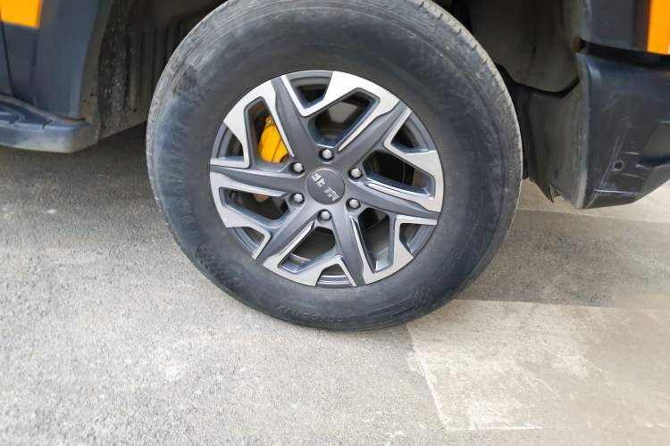 Used BAIC Off-Road BJ40 2024 2.0T All-New Urban Hunter Edition Chivalrous Style Right Front Wheel Hub