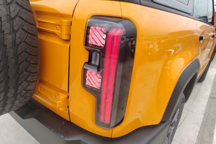 Used BAIC Off-Road BJ40 2024 2.0T All-New Urban Hunter Edition Ultimate Version Right Rear Taillight