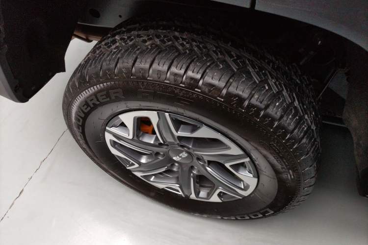 Used BAIC Off-Road BJ40 2024 2.0T All-New Urban Hunter Edition Ultimate Version Right Rear Wheel Hub