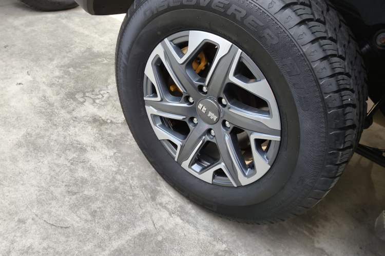 Used BAIC Off-Road BJ40 2024 2.0T All-New Urban Hunter Edition Ultimate Version Right Rear Wheel Hub