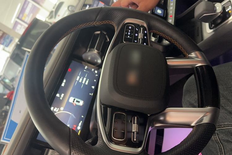 Used BAIC Off-Road BJ40 2024 2.0T All-New Urban Hunter Edition Ultimate Version Steering Wheel