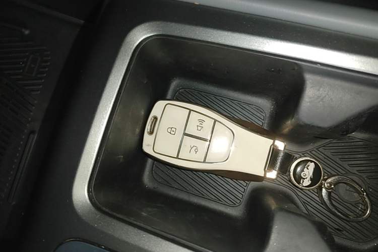 Used BAIC Off-Road BJ40 2024 2.0T All-New Urban Hunter Edition Chivalrous Style Vehicle Key