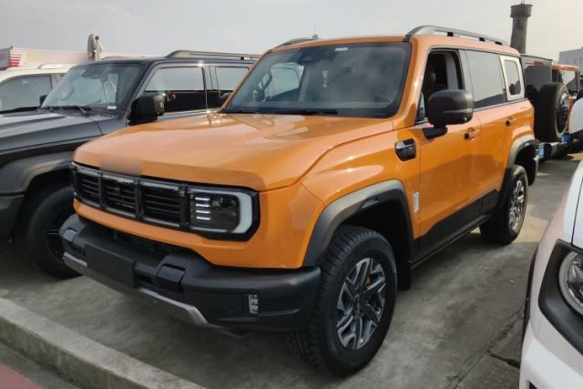 Used BAIC Off-Road BJ40 2024 2.0T All-New Urban Hunter Edition Ultimate Version