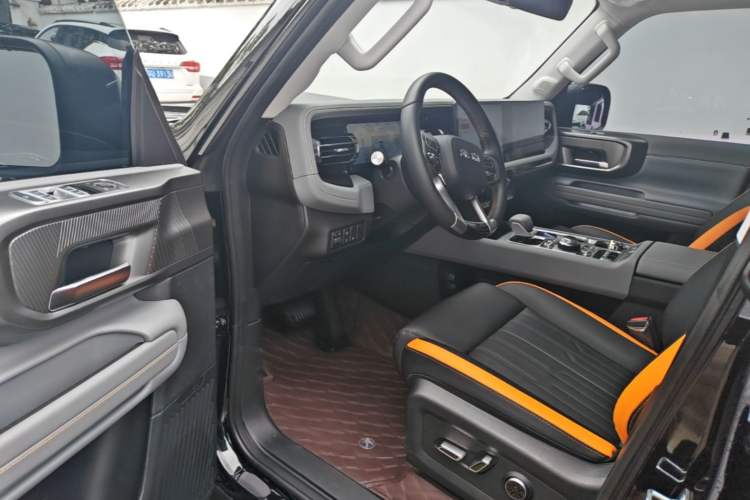 Used BAIC Off-Road BJ40 2026 Model 2.0D Diesel Edition Driver Seat