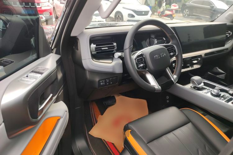 Used BAIC Off-Road BJ40 2026 Model 2.0D Diesel Edition Driver Seat