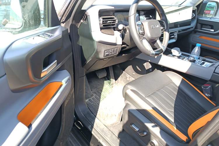 Used BAIC Off-Road BJ40 2026 Model 2.0T Gasoline Standard Edition Driver Seat