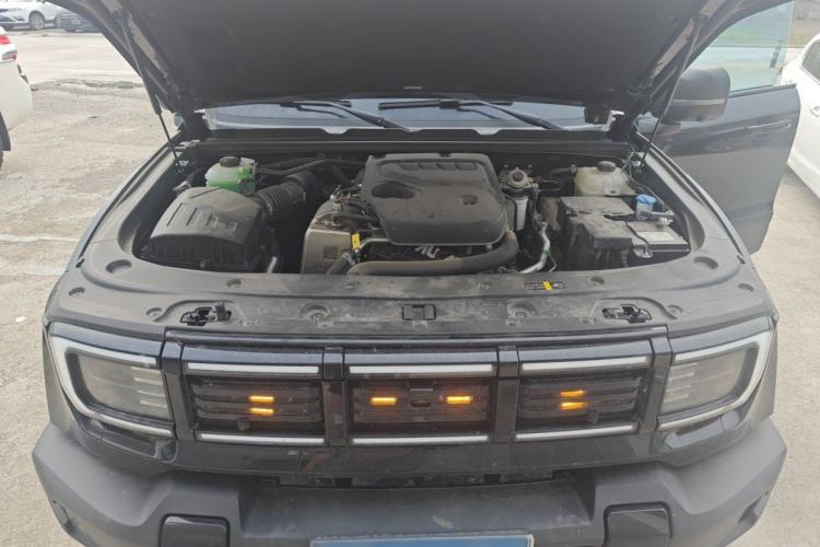 Used BAIC Off-Road BJ40 2026 2.0D Giant Screen Diesel Version Engine Bay