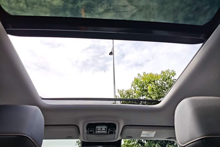 Used BAIC Off-Road BJ40 2026 Model 2.0D Diesel Edition Headliner