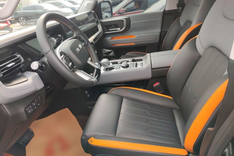 Used BAIC Off-Road BJ40 2026 Model 2.0D Diesel Edition Left Front Seat