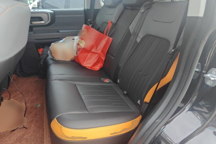 Used BAIC Off-Road BJ40 2026 2.0D Giant Screen Diesel Version Left Rear Seat