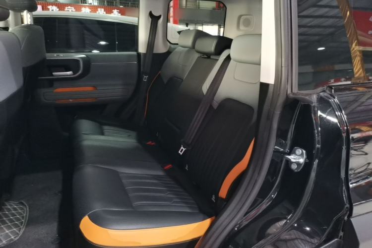 Used BAIC Off-Road BJ40 2026 Model 2.0T Gasoline Standard Edition Left Rear Seat
