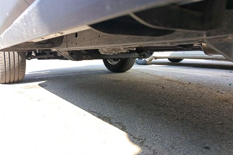 Used BAIC Off-Road BJ40 2026 Model 2.0T Gasoline Standard Edition Left Side Sill