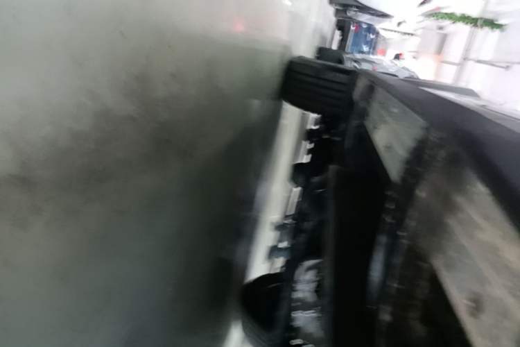 Used BAIC Off-Road BJ40 2026 Model 2.0T Gasoline Standard Edition Left Side Sill
