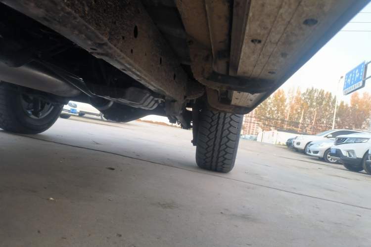 Used BAIC Off-Road BJ40 2026 Model 2.0D Diesel Edition Left Side Sill