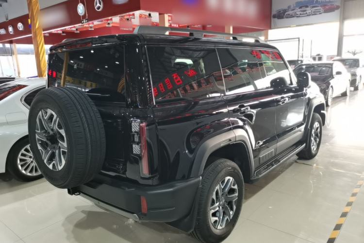 Used BAIC Off-Road BJ40 2026 Model 2.0T Gasoline Standard Edition Rear Right 45 Deg