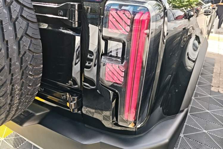 Used BAIC Off-Road BJ40 2026 Model 2.0D Diesel Edition Right Rear Taillight