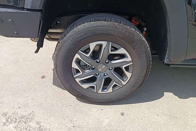 Used BAIC Off-Road BJ40 2026 Model 2.0T Gasoline Standard Edition Right Rear Wheel Hub