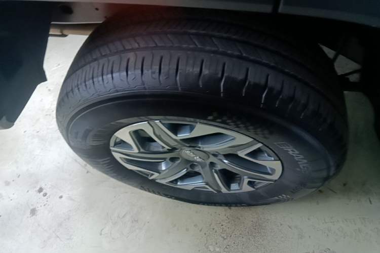 Used BAIC Off-Road BJ40 2026 Model 2.0T Gasoline Standard Edition Right Rear Wheel Hub