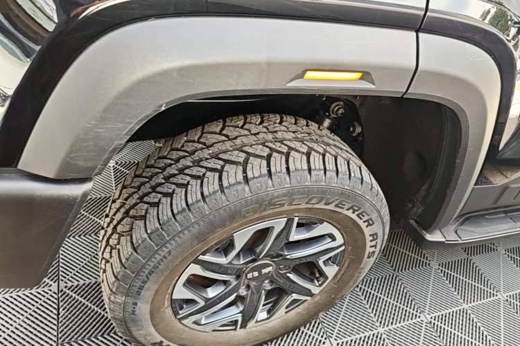 Used BAIC Off-Road BJ40 2026 Model 2.0D Diesel Edition Right Rear Wheel Hub