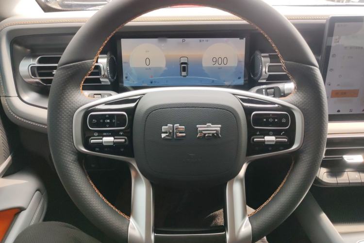 Used BAIC Off-Road BJ40 2026 Model 2.0D Diesel Edition Steering Wheel