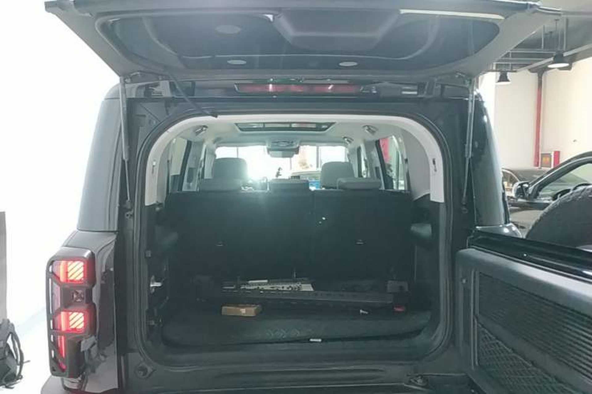 Used BAIC Off-Road BJ40 2026 Model 2.0D Diesel Edition Trunk