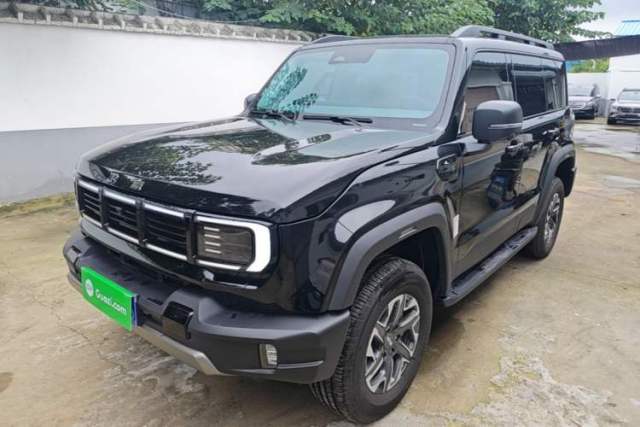 BAIC Off-Road BJ40 2026 2.0T Giant Screen Standard Version с пробегом