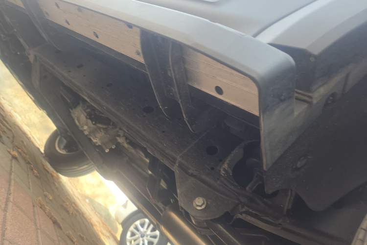 Used BAIC Off-Road BJ40 2026 Model 2.0T Gasoline Standard Edition Chassis Rear Left