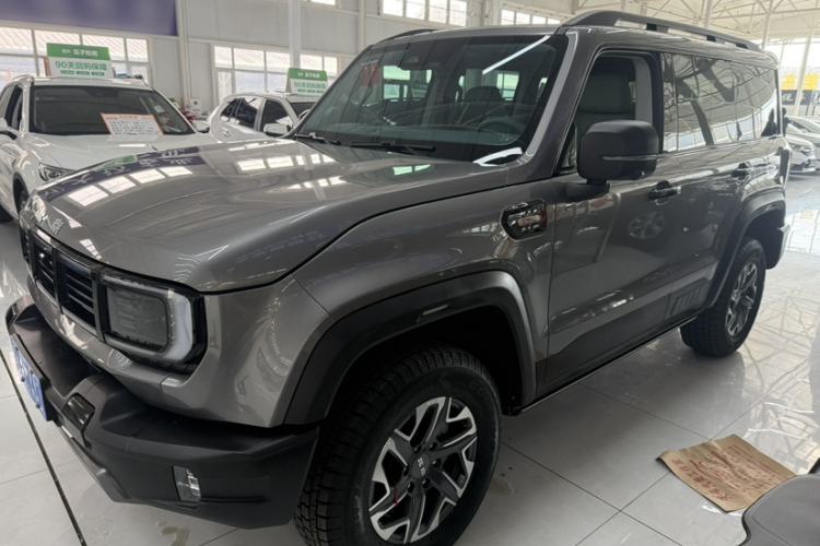 Used BAIC Off-Road BJ40 2026 Model 2.0T Gasoline Standard Edition Exterior 3