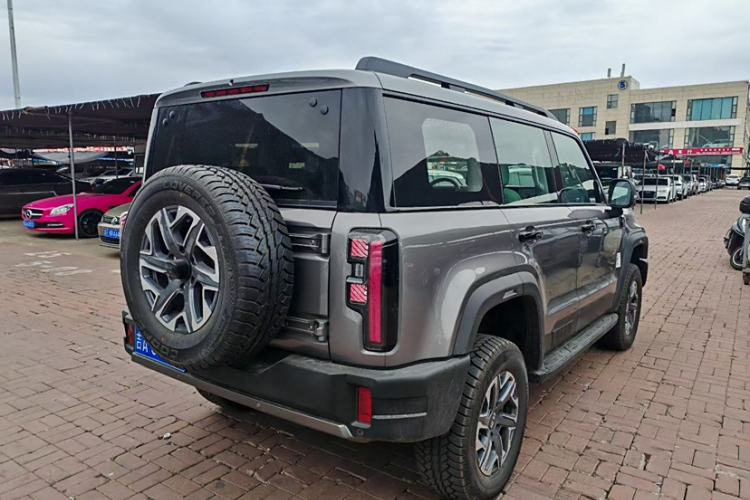 Used BAIC Off-Road BJ40 2026 Model 2.0D Diesel Edition Exterior 5