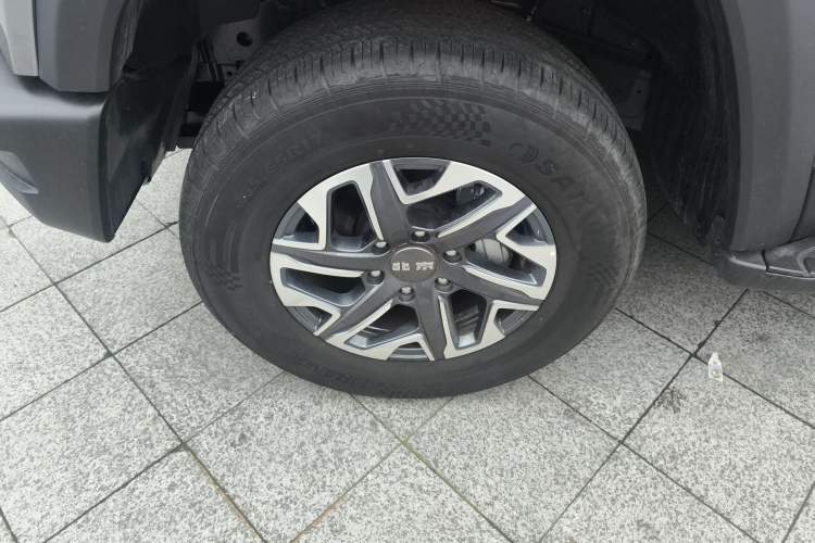 Used BAIC Off-Road BJ40 2026 Model 2.0T Gasoline Standard Edition Exterior 7