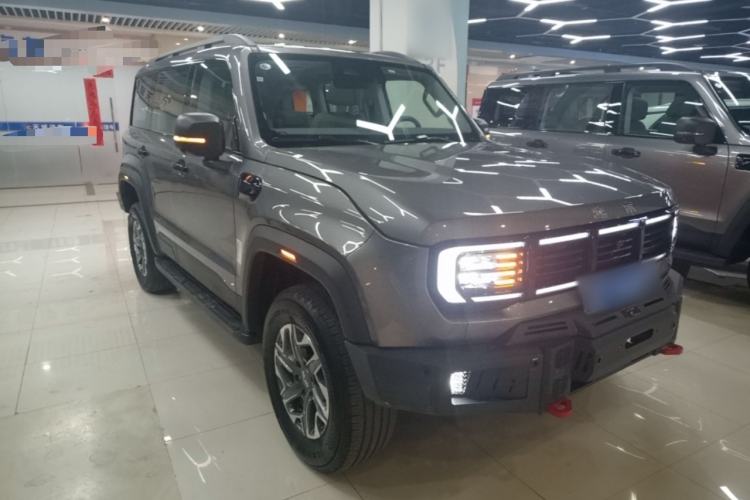 Used BAIC Off-Road BJ40 2026 Model 2.0T Gasoline Standard Edition Front Right 45 Deg