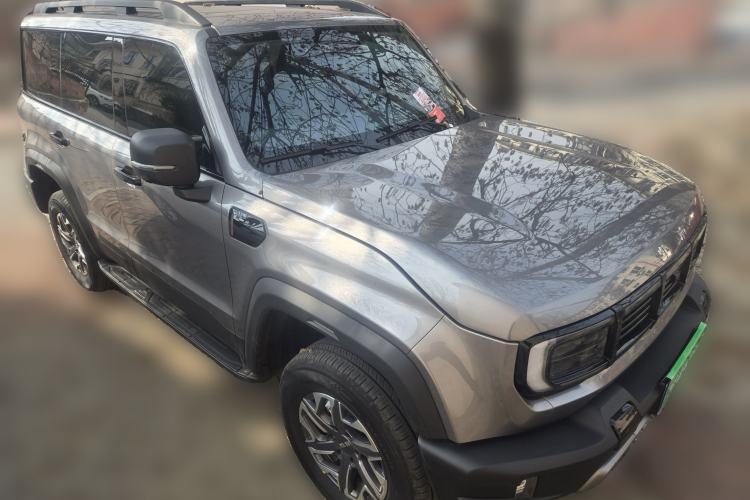 Used BAIC Off-Road BJ40 2026 Model 2.0T Gasoline Standard Edition Front Right 45 Deg