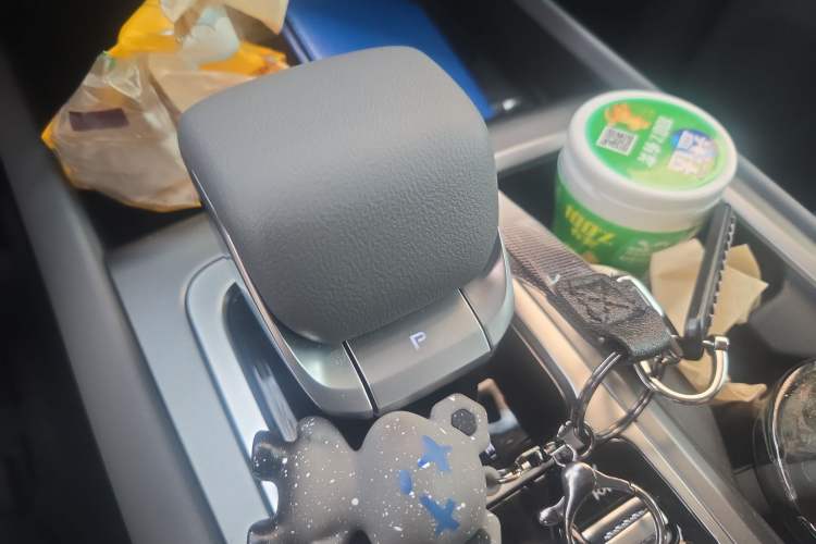 Used BAIC Off-Road BJ40 2026 Model 2.0T Gasoline Standard Edition Gear Lever