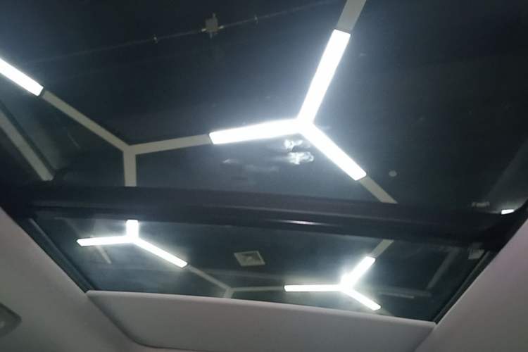 Used BAIC Off-Road BJ40 2026 Model 2.0T Gasoline Standard Edition Headliner